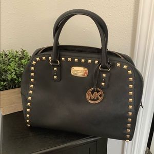 Michael Kors shoulder bag.Black great condition.